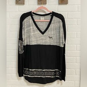 Women’s PINK black/grey sequin embellished knit top. Size M